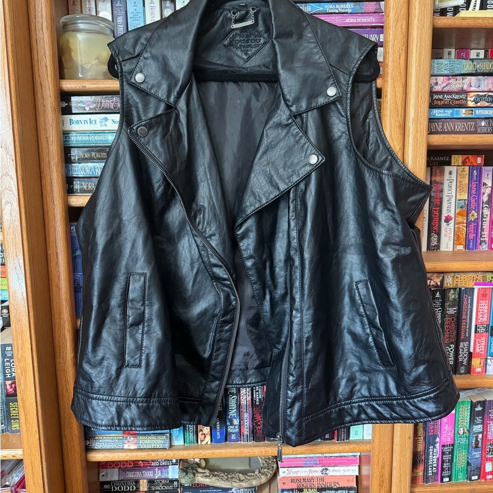 Leather Look Moto Style Vest​